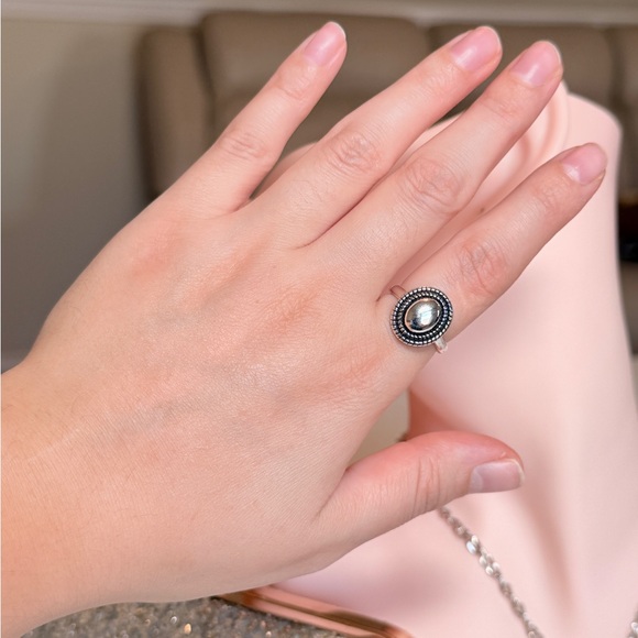 S925 Silver Statement Ring - Picture 3 of 11